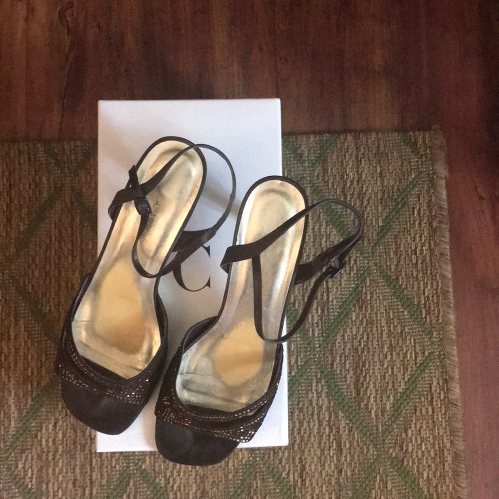 Caparros Heels - Picture 6 of 8
